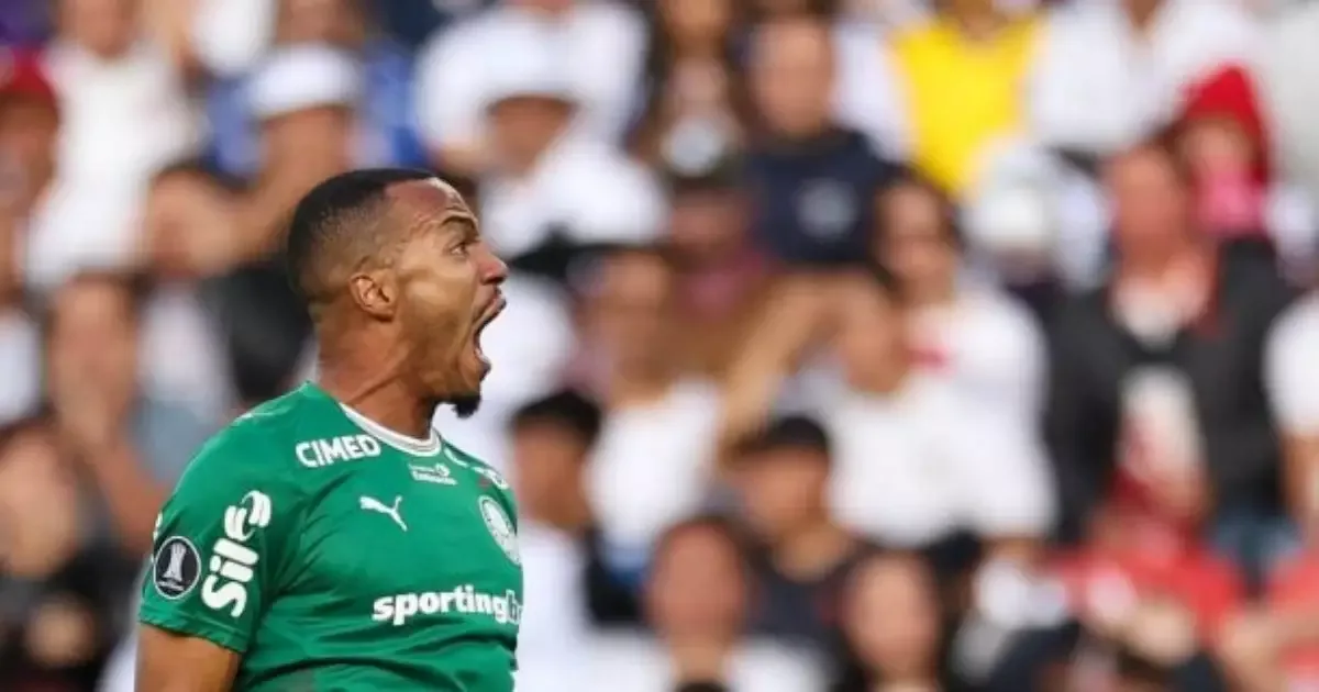 Marlon Freitas lidera minutagem entre jogadores de linha no futebol brasileiro
